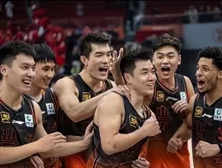 山东男篮将小外援目标瞄定NBA首轮球员约什•克里斯托弗山东广播电视台体育频道
