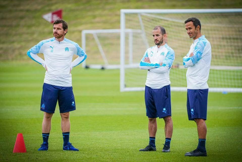 凌晨进行的欧联杯1/4决赛中，诺丁汉森林主场1:0战胜波尔图，从而挺进赛事四强。