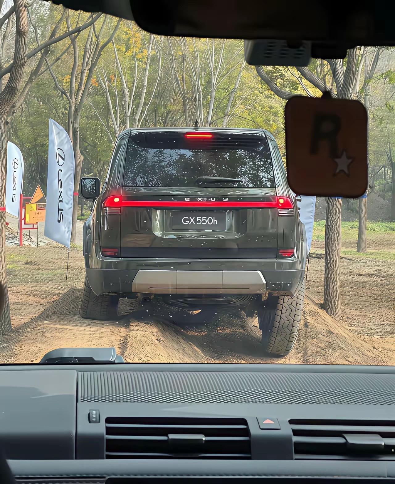 这车什么地盘啊