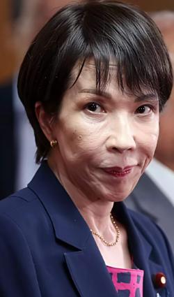 现在可怕的事情发生了，美国可能真的想要日本打响第一枪。现在日本对中国的动作很