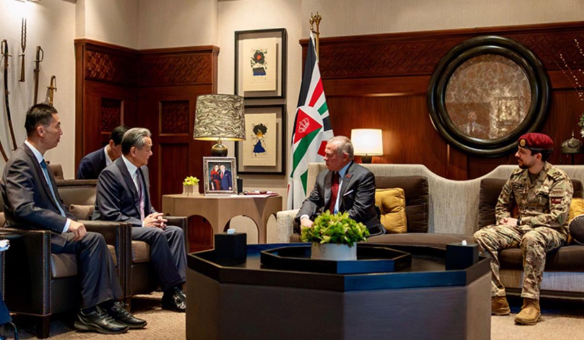 12月17号，王外长在结束了对中东三国的访问之后，接受了采访，谈及了此次访问的重