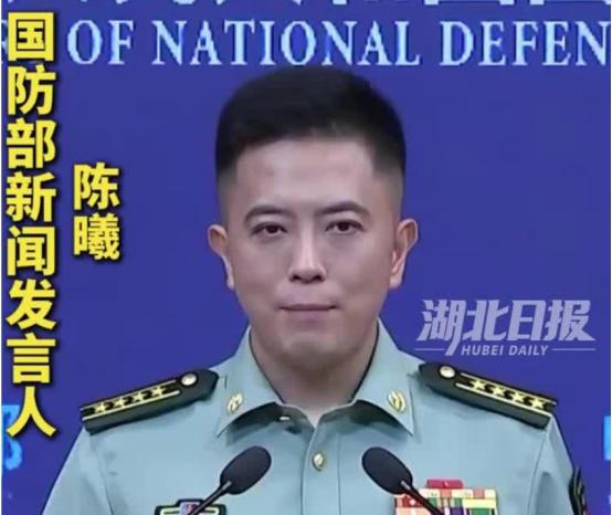 去年5公里贴北约边境，今年7000公里飞到湖北。中白“神鹰-2026”空降兵联训