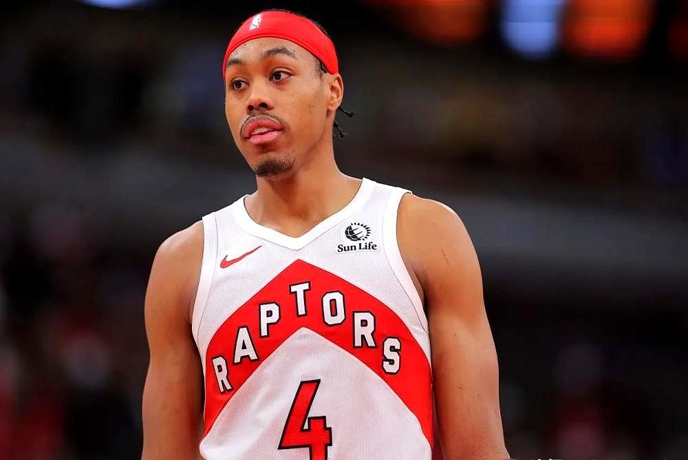 谁是猛龙老大？这下没争议了。打鹈鹕这场，斯科蒂·巴恩斯真是把球队扛肩上了。全