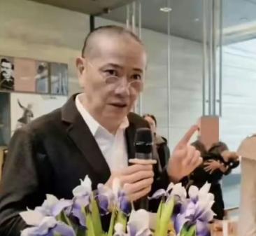 长知识了，敢情儿咱们吃鸡蛋和喝咖啡的方法都不对？仁者见仁智者见智。关于咖啡的喝