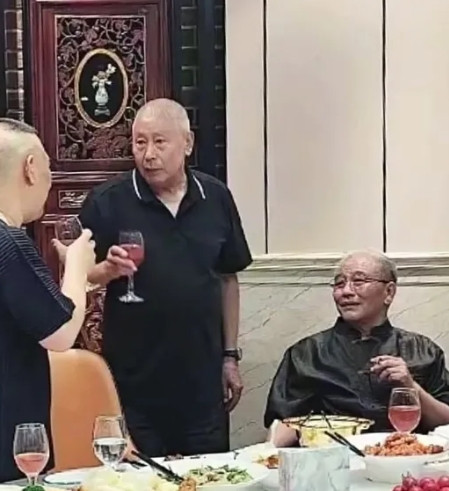唯一徒弟？同行不认！马志明当众点名：相声圈，我只认黄族民！黄族民三十六岁
