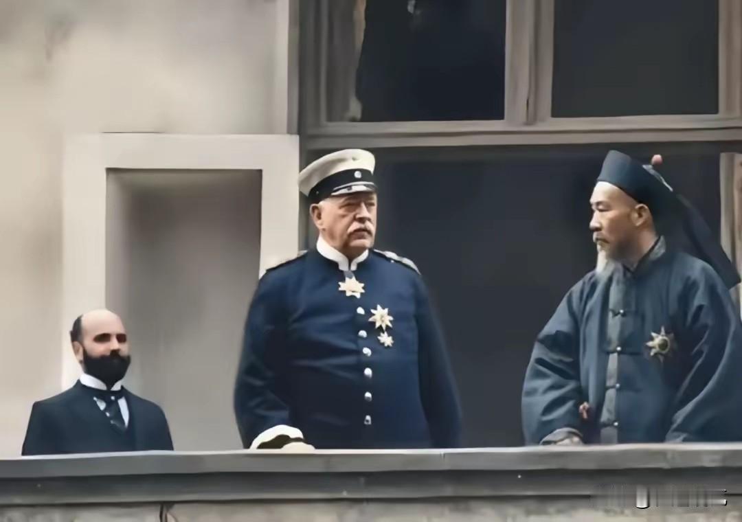 这一段路，我们走了130年！1896年，李鸿章访问德国，见到克虏伯兵工厂，马克