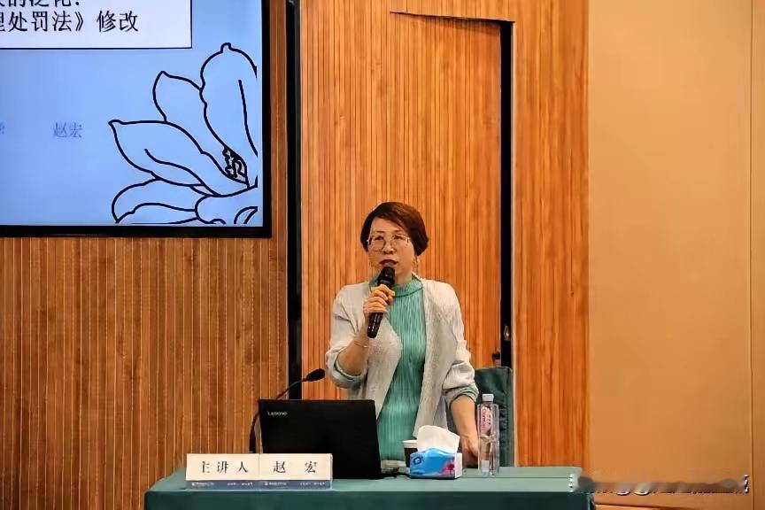 昨晚的直播真有意思…​沈逸和赵宏两位的知识密度太高了，弹幕区安静的都没话说了