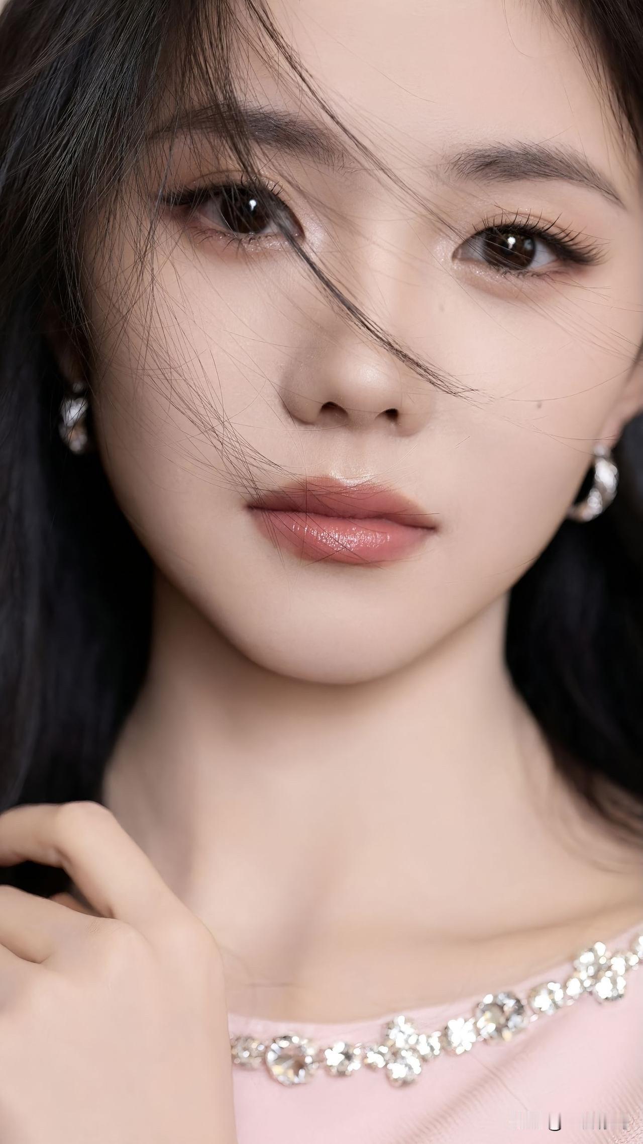 这感觉无敌了美到犯规了刘浩存壁纸元气满满的啊分享一张你相册回忆的照片刘浩