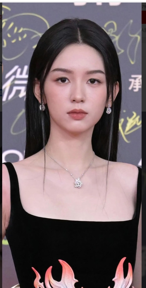 周也，陈都灵，章若楠，孟子义这四位，谁好看？