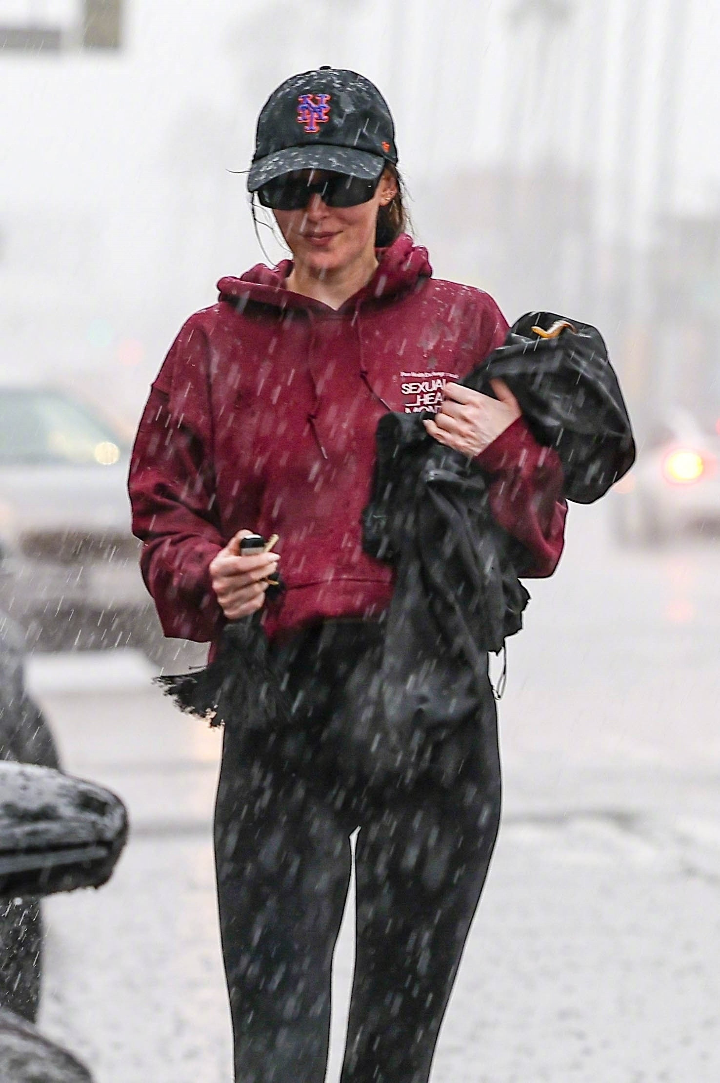 外出健身赶上了瓢泼大雨的达妹！🌧️🌧️☔️☔️