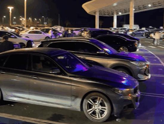 高速公路免费前全国车主统一操作：趴窝服务区干等24点根据官方规划，今年春节假