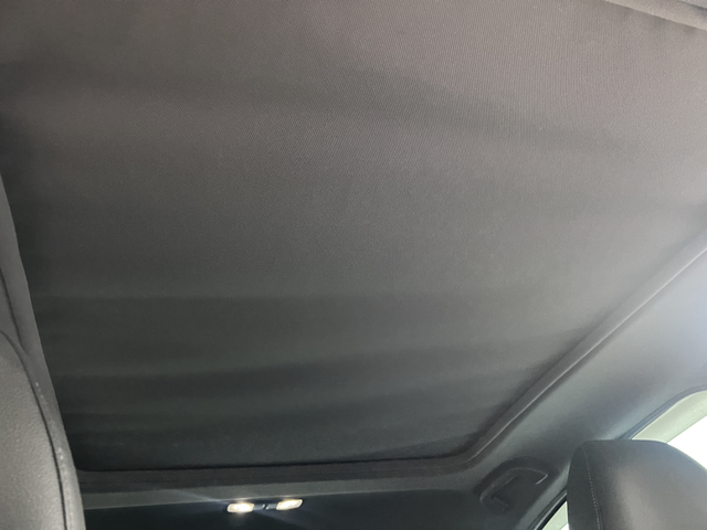 6年XRV天窗帘布支架老化了我的全景天窗帘布风吹日晒，塑料支架可磨损老化了，开