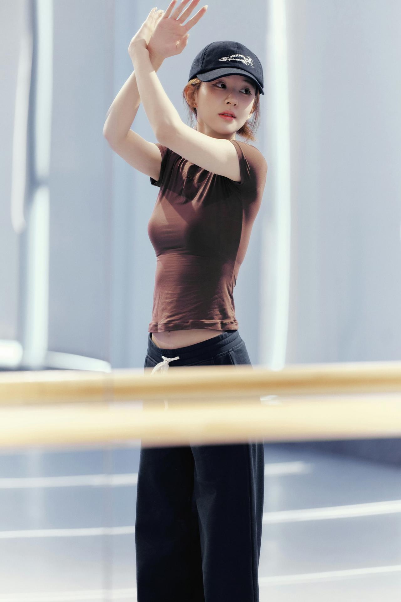 期待赵露思的舞台