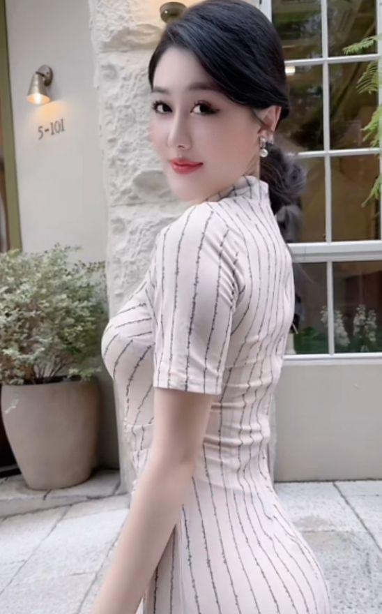 生理上的爱才是真正的爱如果连生理需求都没有，那你们还谈什么爱呢？生理上的