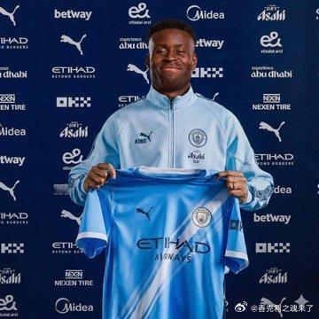 曼城的伤病也很长一串曼城将有十四名球员缺席周二对阵博德闪耀的欧冠比赛：❌菲尔·