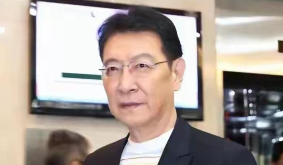 赵少康为什么对我们恨之入骨，因为在解放战争期间，他爸爸被解放军俘虏了两次，每次解