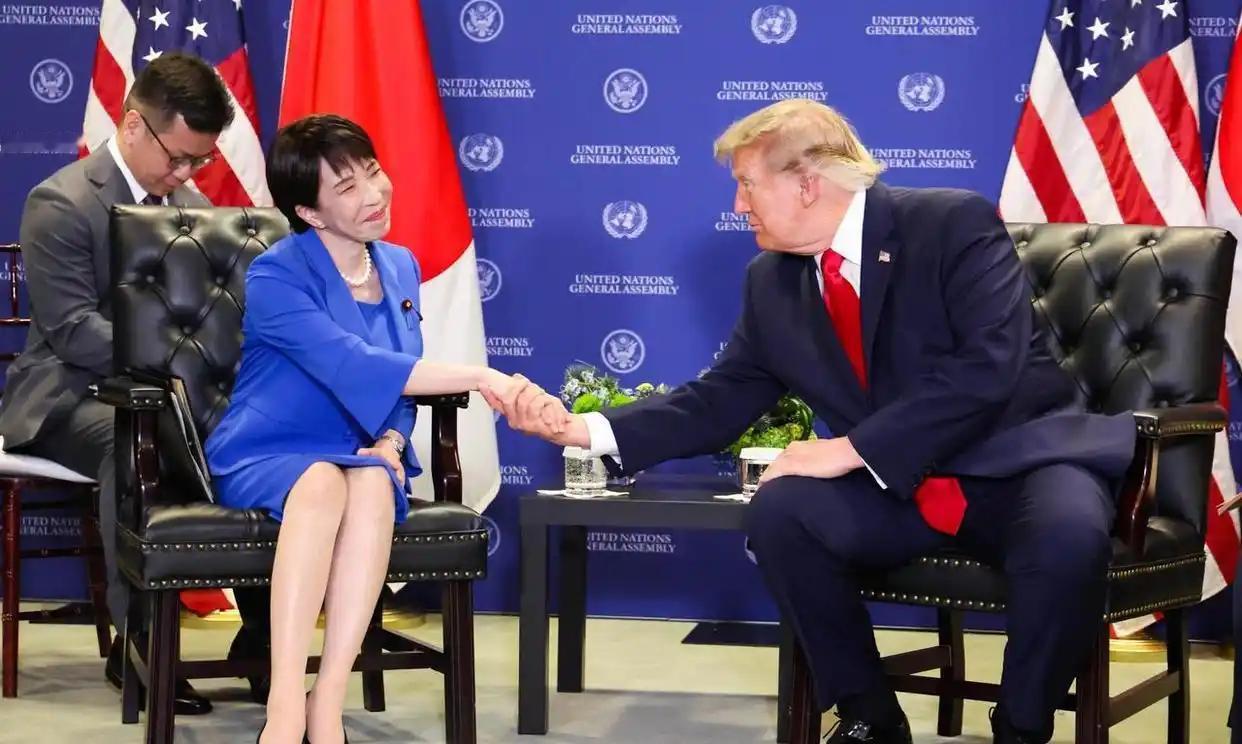 特朗普和高市早苗会谈中，高市突然说“请媒体记者离开房间吧，这样我们就可以进行实质