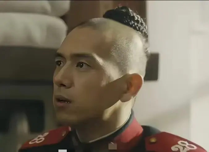 李现这清朝造型太难看了