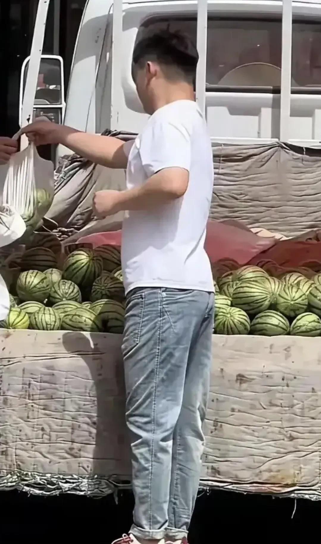 能看出哪里有问题吗？一般人看不出来吧。