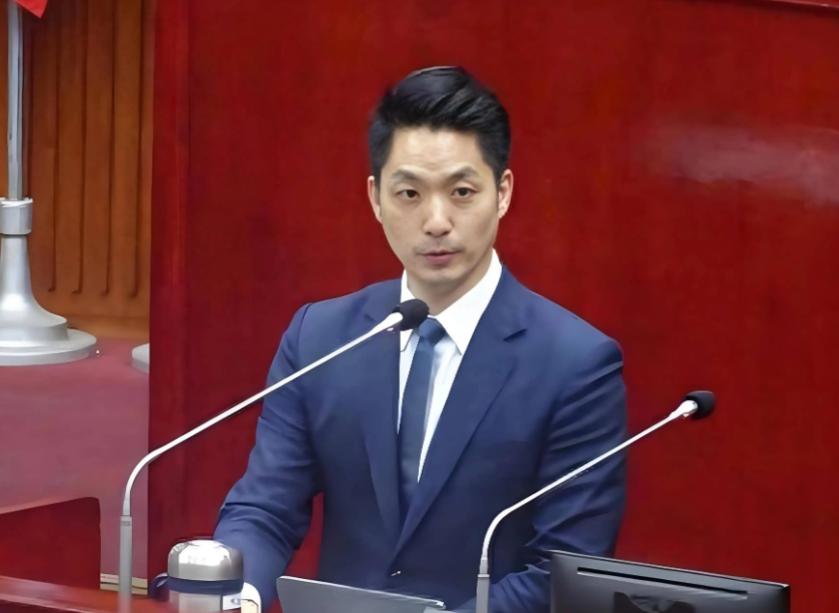 台北市长蒋万安发表声明，7月3日，针对特朗普接受专访时，再度声称台湾过去几乎