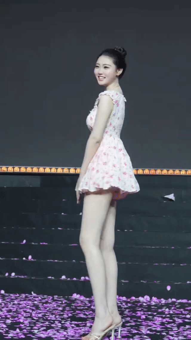 这样的全球小姐冠军，你喜欢吗？她叫连子欣，身高175厘米，体重120斤，以“珠