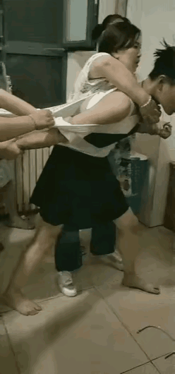 什么情况，看了半天也没看懂[捂脸哭]