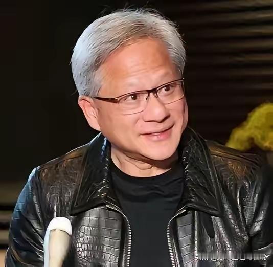 5月15日记者问黄仁勋:为啥几十年穿同一款黑皮衣？他笑着说：“都是我老婆干的！我