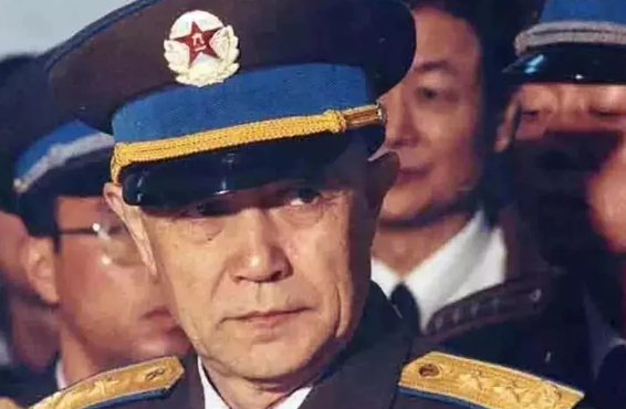 1989年，中苏关系解冻，林虎将军前往莫斯科购买战斗机。原先，苏联军方强烈推荐米