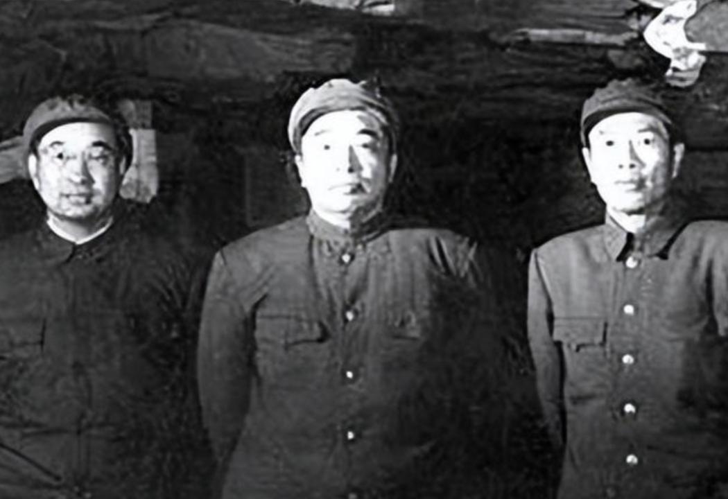 1952年，陈赓来到朝鲜接替彭德怀的工作，结果他刚到朝鲜没几天，就找毛主席告彭德