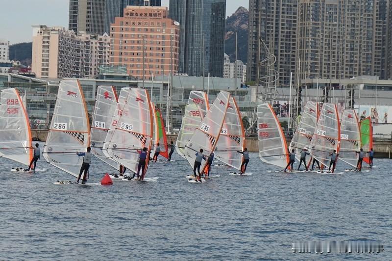 2025年，青岛体育可谓大放异彩，交出了一份超漂亮的答卷。全运会上，183名青岛