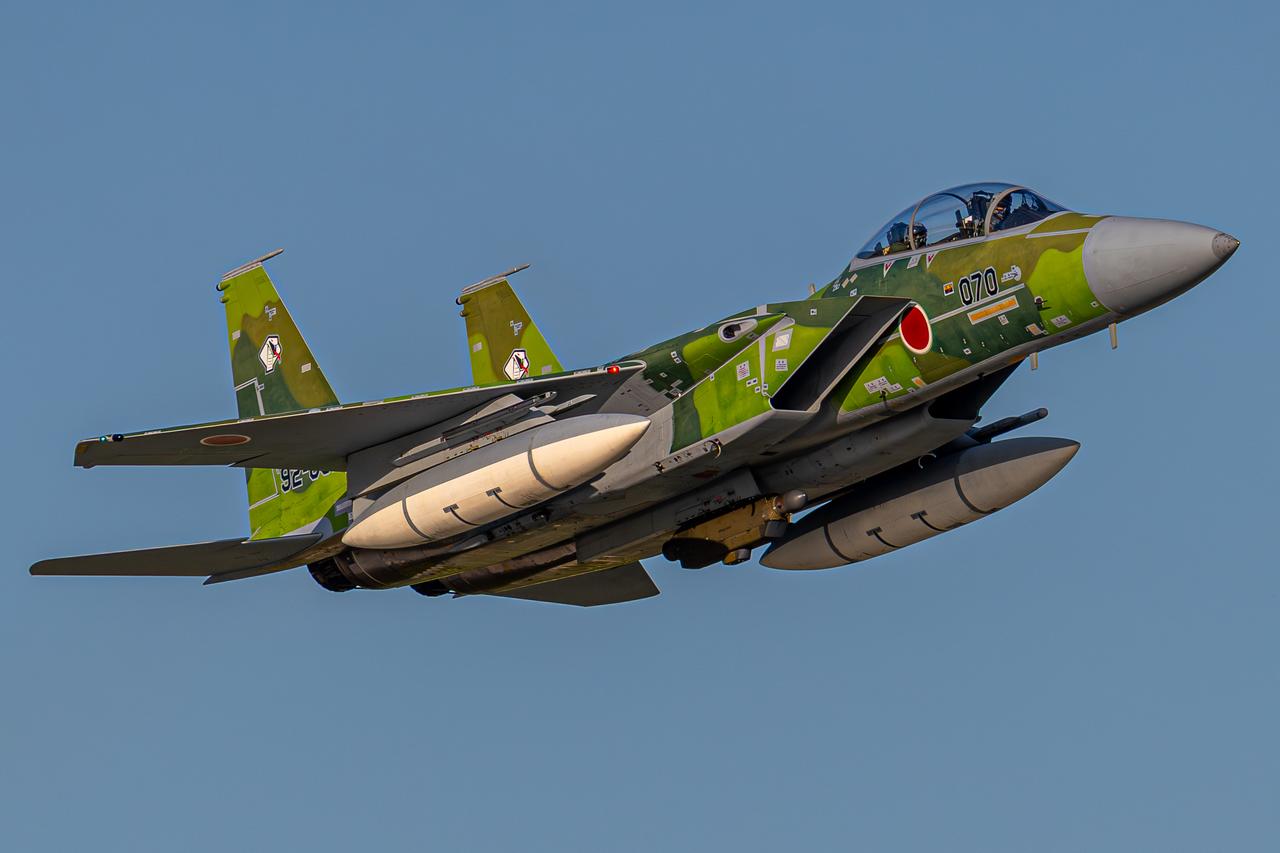 日本航空自卫队目前还有200架F-15J/DJ战斗机，除了少数是美国原厂建造的之