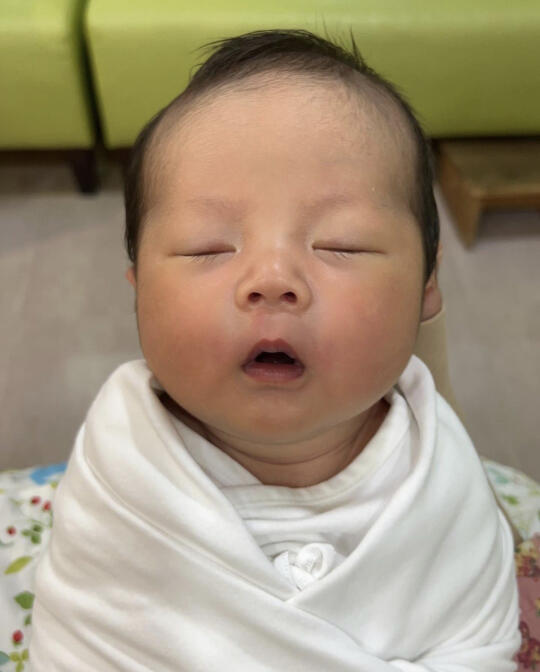 哭😭过度喂养真的会把宝宝的胃撑大了‼️