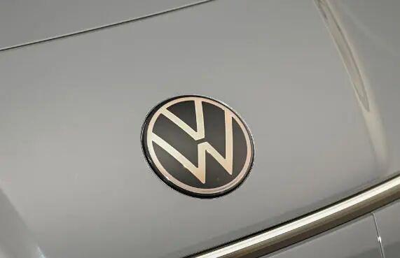 中国生产的大众汽车要“出海”了？但欧洲暂时不收！最近大众汽车在中国搞了个大动作—