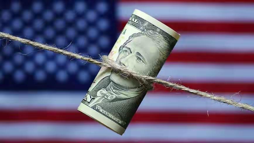 中国减持美债：战略反制与金融博弈下的“下马威”