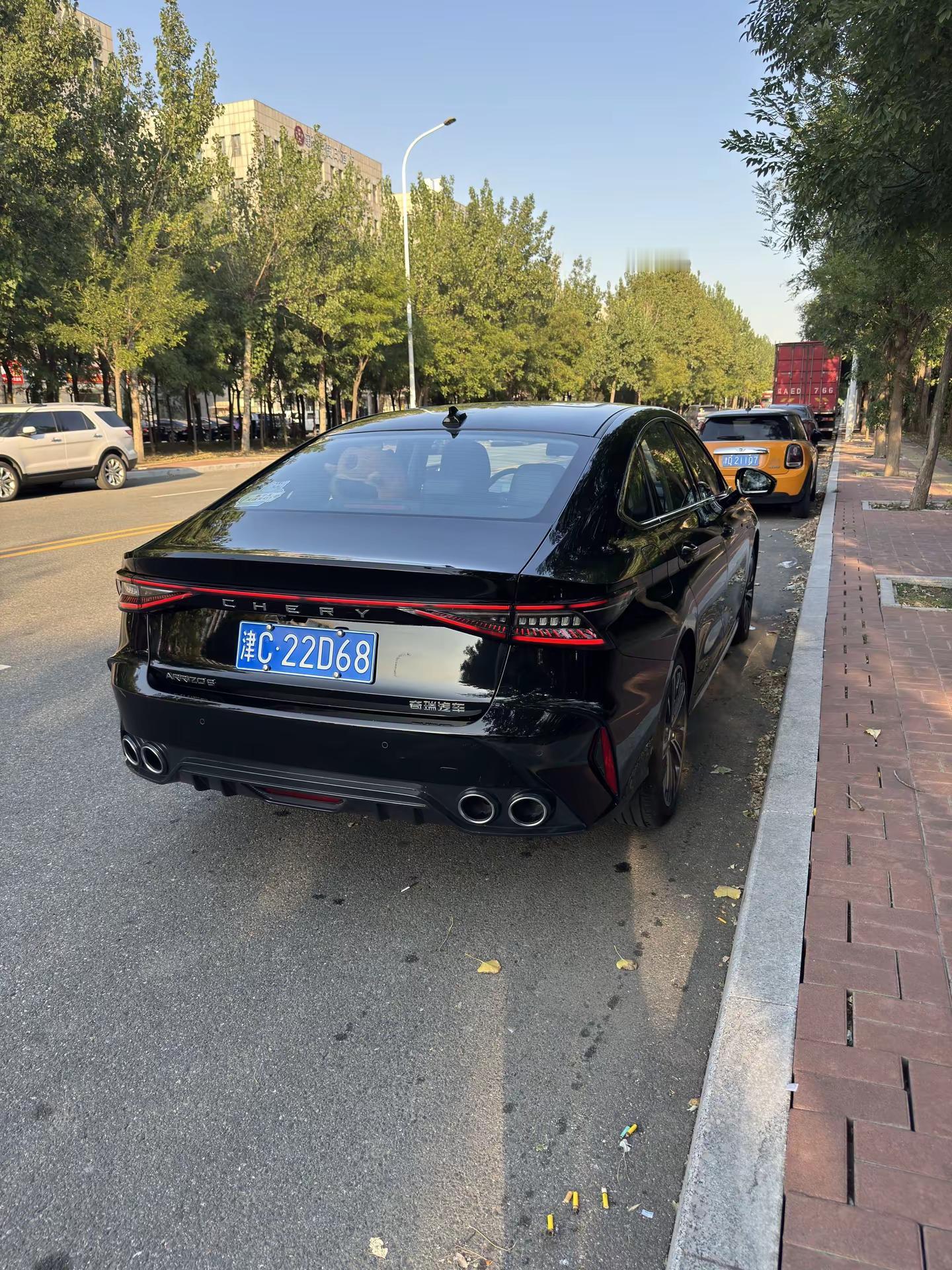 网上喷喷得了现实见了这么帅的艾8谁不多看俩眼