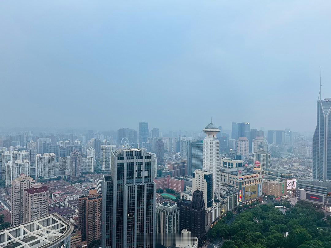今天上海有点雾上海·上海明天广场JW万豪酒店