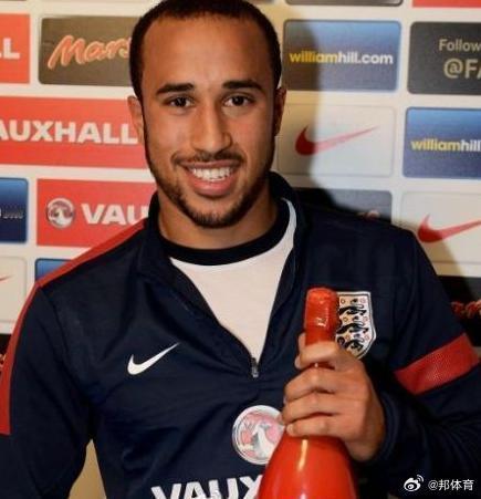 【励志！英红星重演小贝传奇曾因个矮被阿森纳拒绝】10月14日《太阳报》披露，英