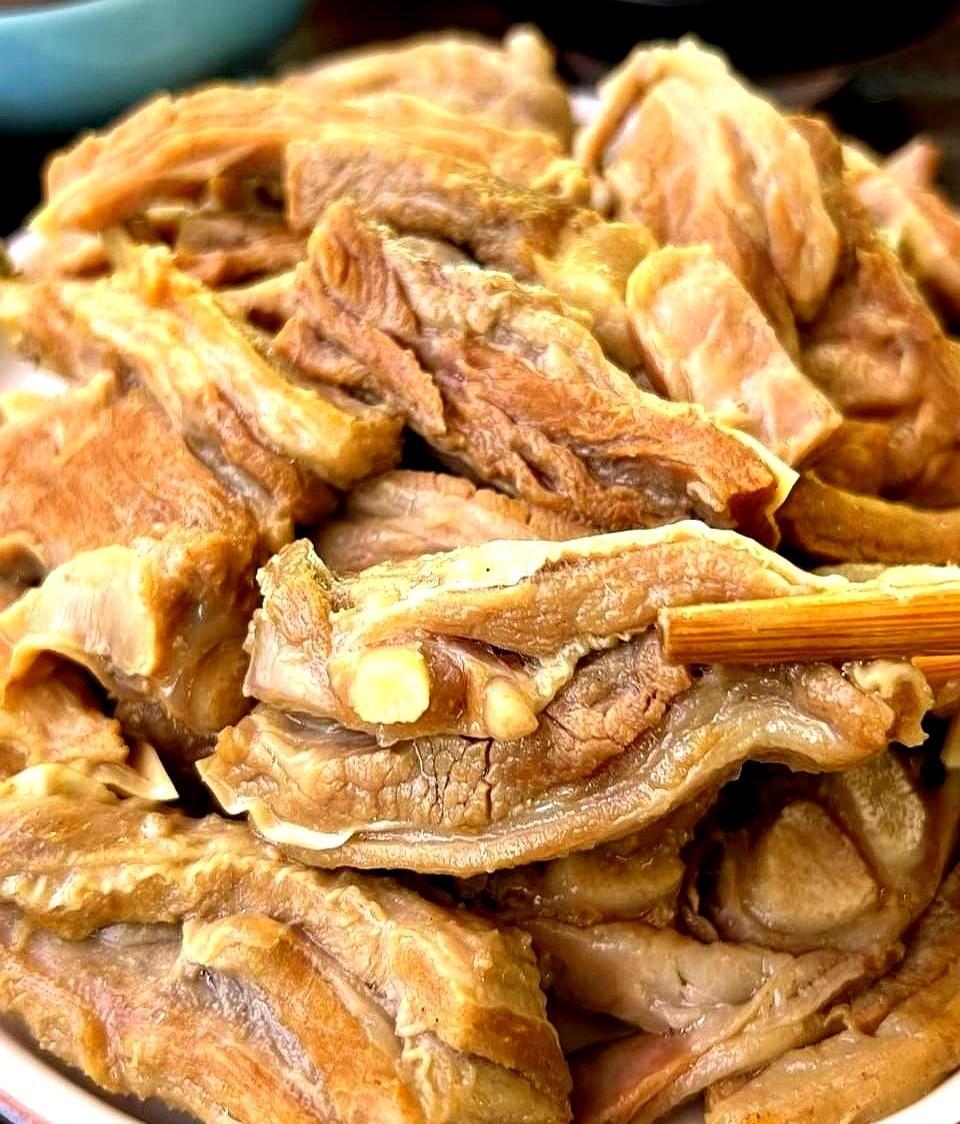 早餐别吃白粥包子了，真不是矫情。一吃就饿，一饿就吃，不是你意志力差，是血糖在耍