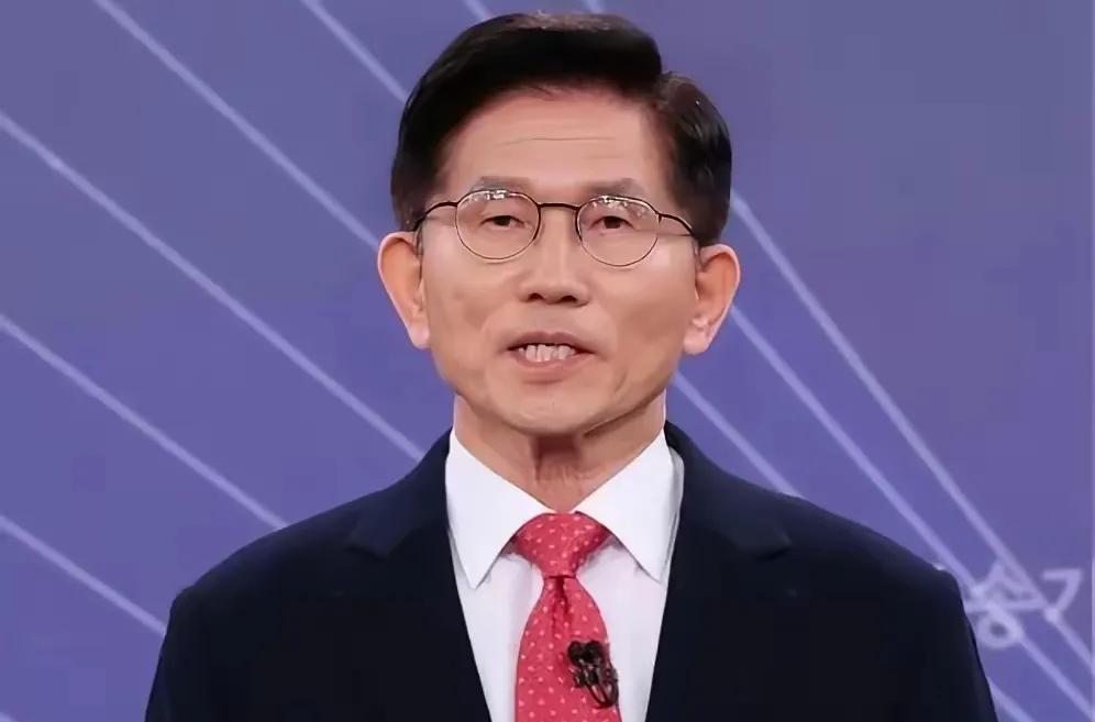 金文洙曾说，我们被日本统治过，我们的祖先都是日本人，所以我们也是日本人，他是个坚
