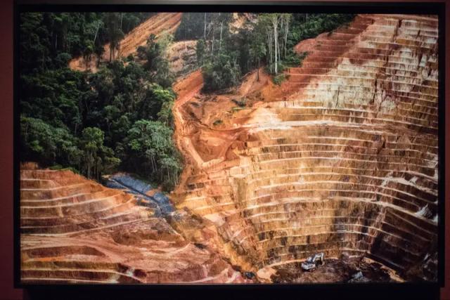 别再幻想！美媒直言台湾"靠山"靠不住美国《时代》杂志最近刊发了一篇很有意思的