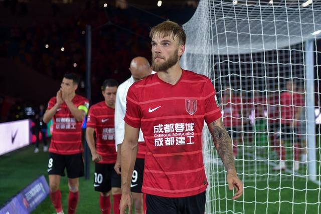 苗原: 成都蓉城外援莱切特即将离队, 大概率不留在中国踢球