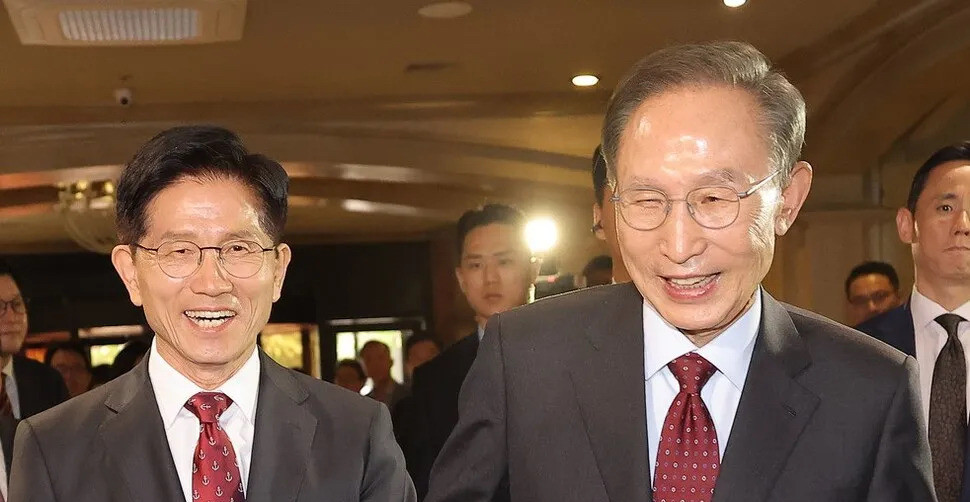 李明博说金文洙比李在明更适合美国天啊，韩国政坛这是要变天吗？