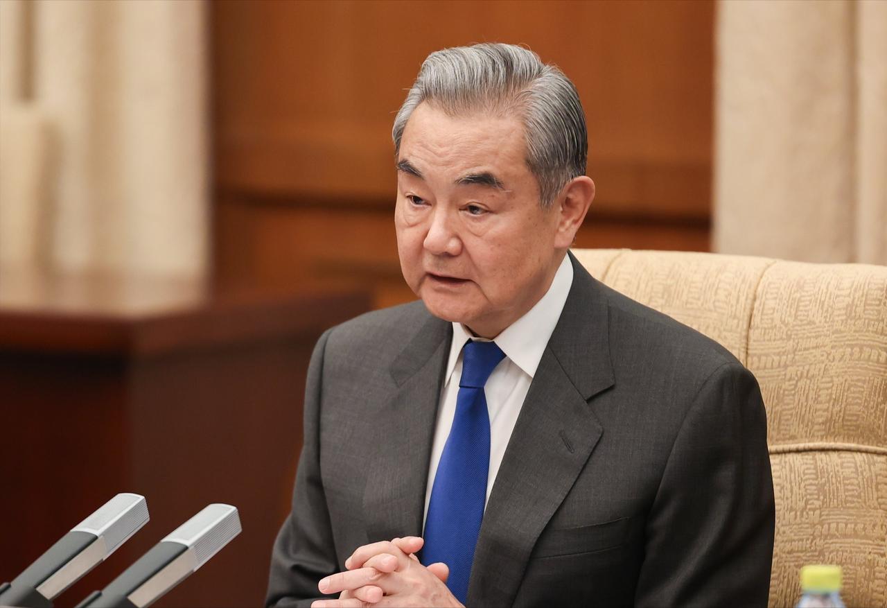 巴拿马不等了，急着喊话中方美国死死拿捏拉美后院施压，巴拿马却当众硬刚台当局，承