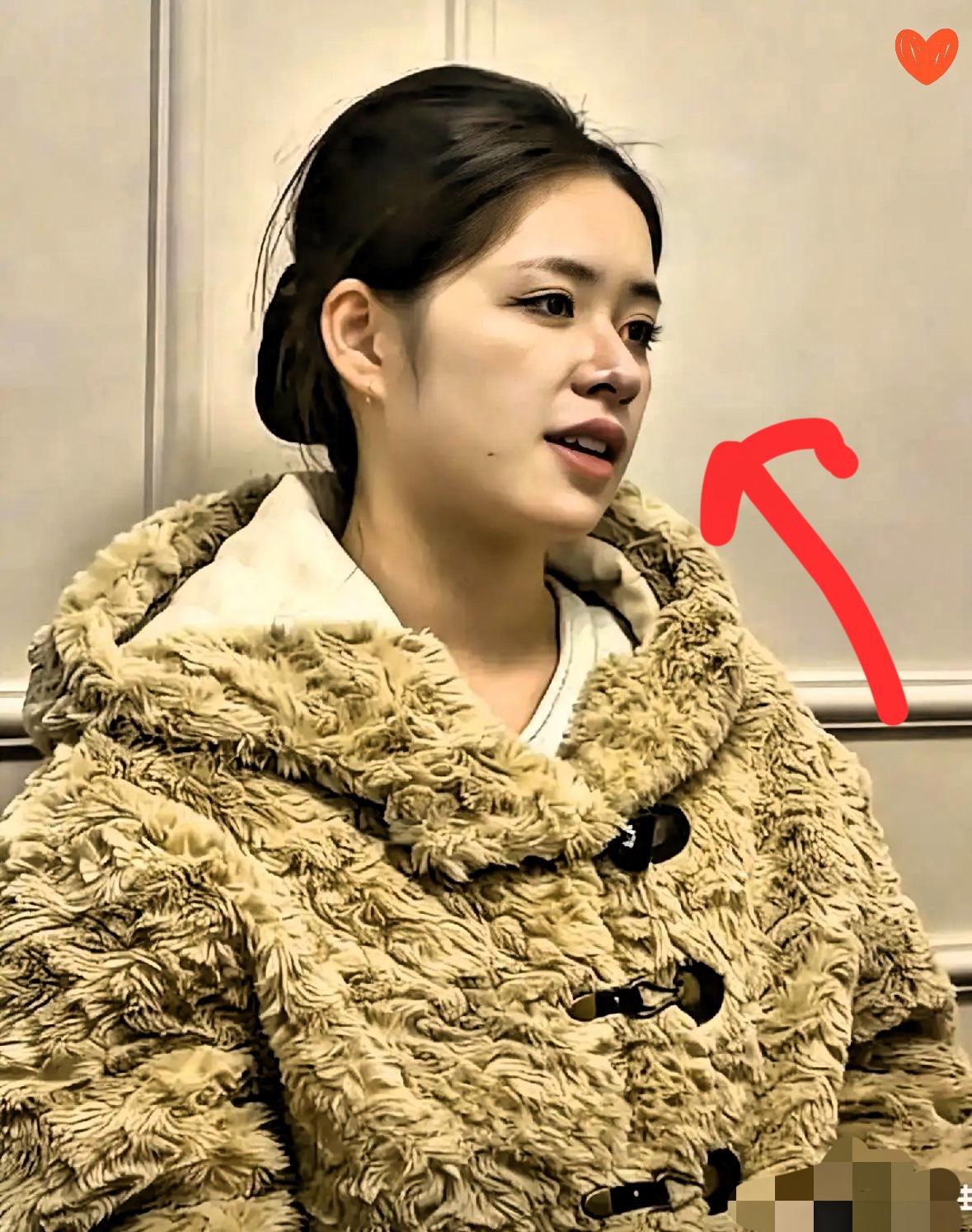 长沙36岁女老师相亲，这两天讨论疯了。研究生、长得漂亮、家里还开家具厂，