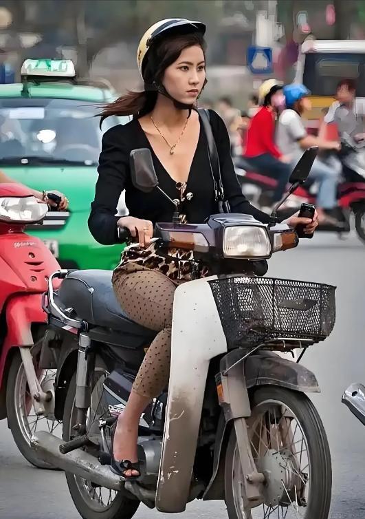 为什么越南的上班族几乎每个人都有一台本田摩托车，售价大概10000元人民币。为什