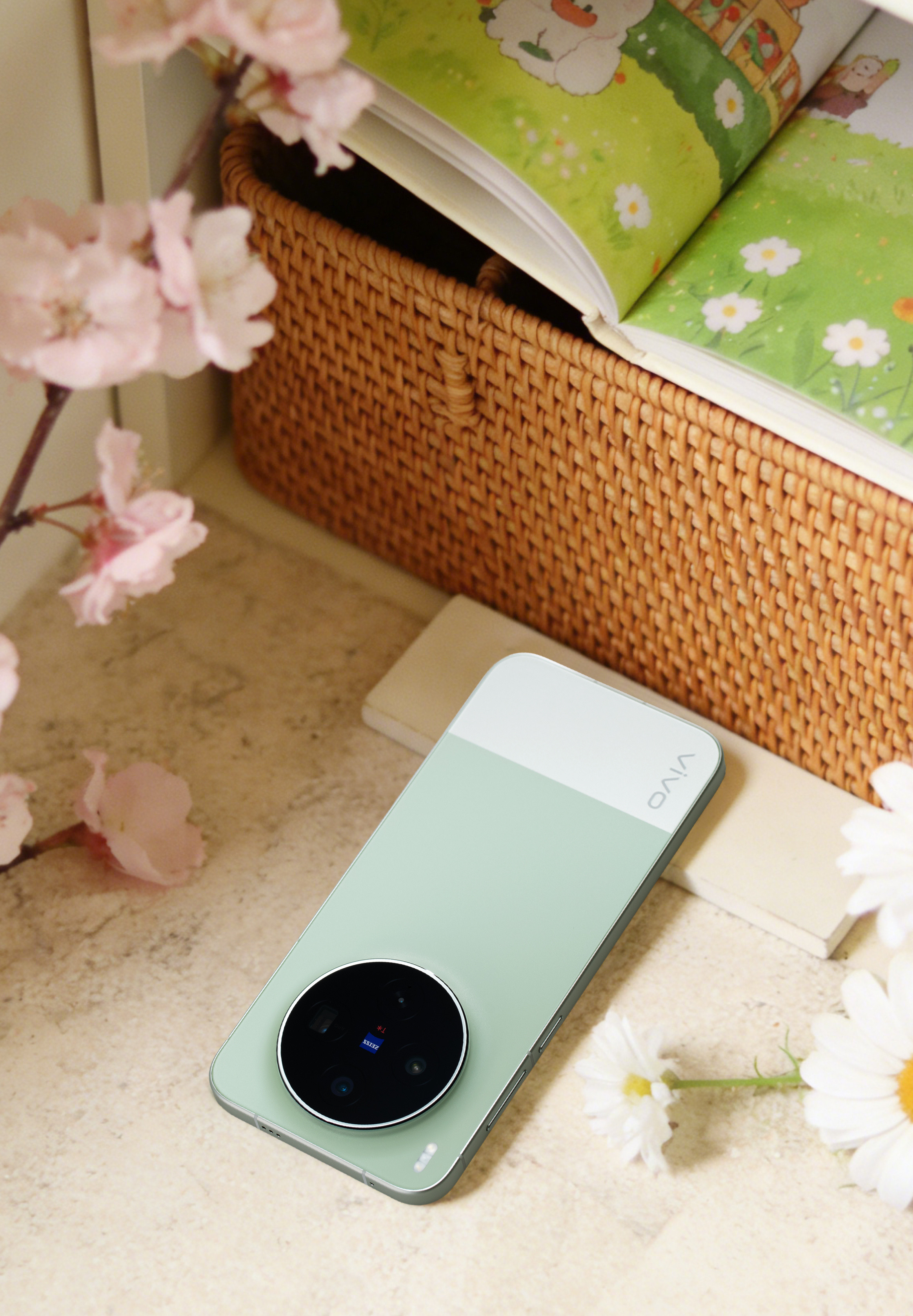 vivoX300s胶片绿好清新的颜色vivoX300s超能小V单