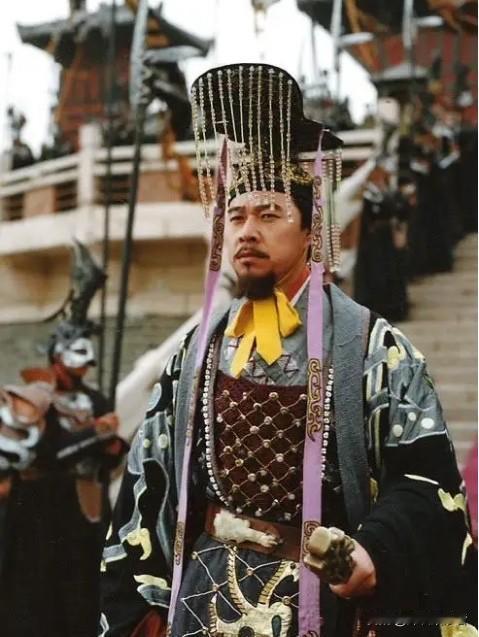 烦死了，我现在一见到我妈拿鸡蛋就烦。最近小区附近几个做中老年人健康的店卷疯了，送