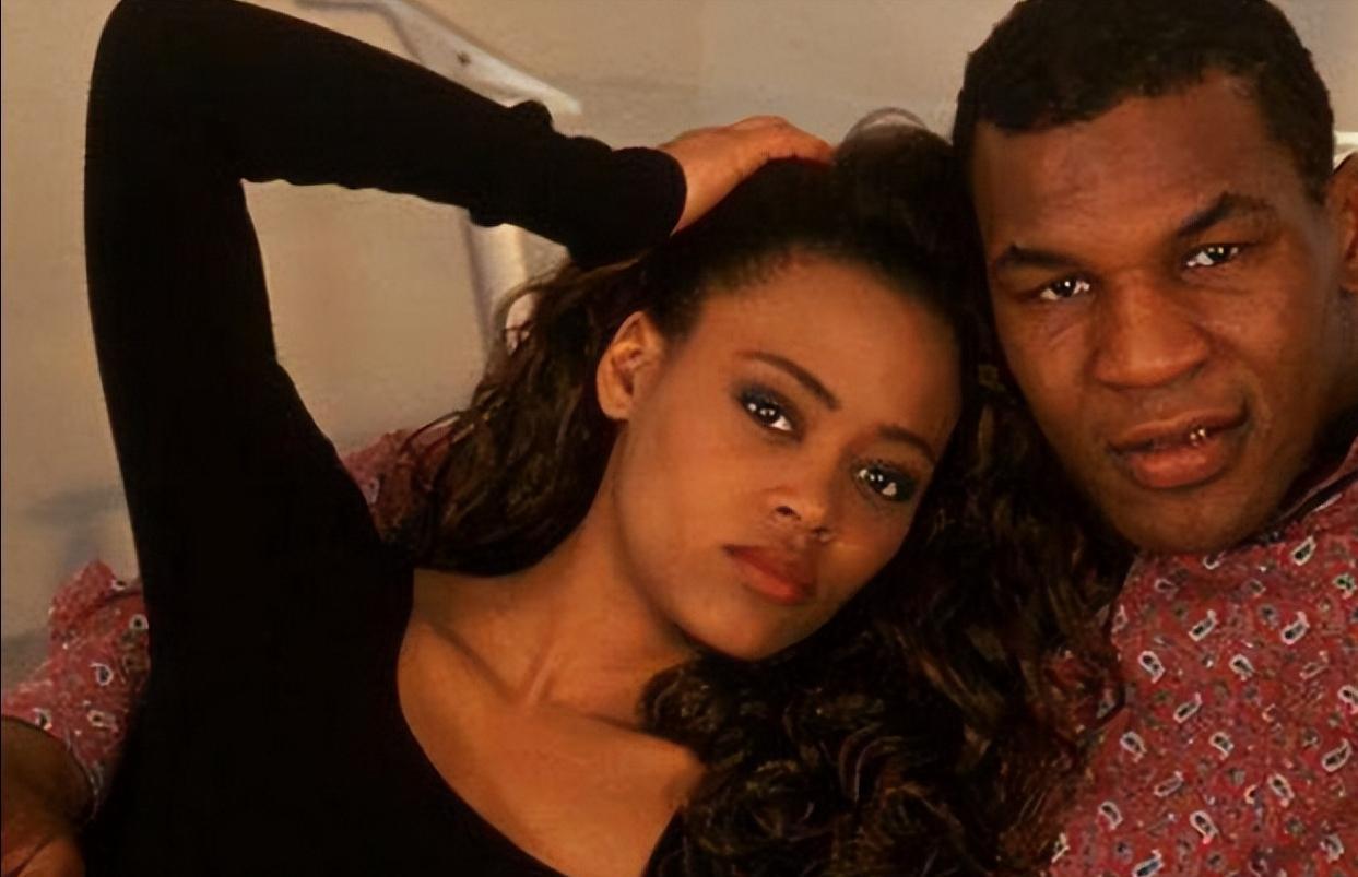 1988年，拳王泰森用3000万美金娶了演员罗宾为妻子。一场广告拍摄，成为他