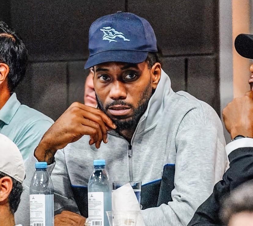 一觉醒来！NBA传来了3个不得不说的重磅消息：第一，快船将不会再围绕小卡打造阵