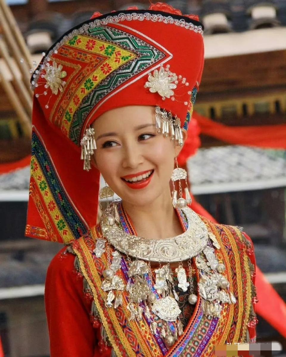 舒畅这瓜太虐了！23岁拍的剧压16年才播，黄金期全被耗没了家人们谁懂啊！3